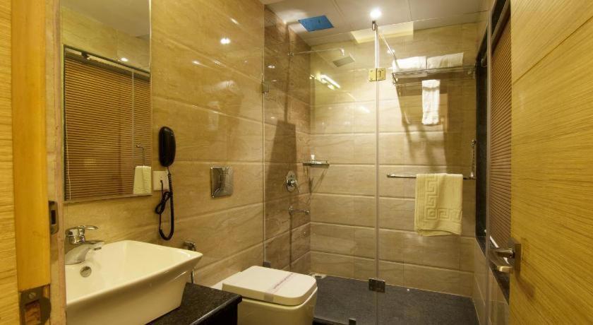 Kc Manor Hotel จัมเชดปูร์ ภายนอก รูปภาพ