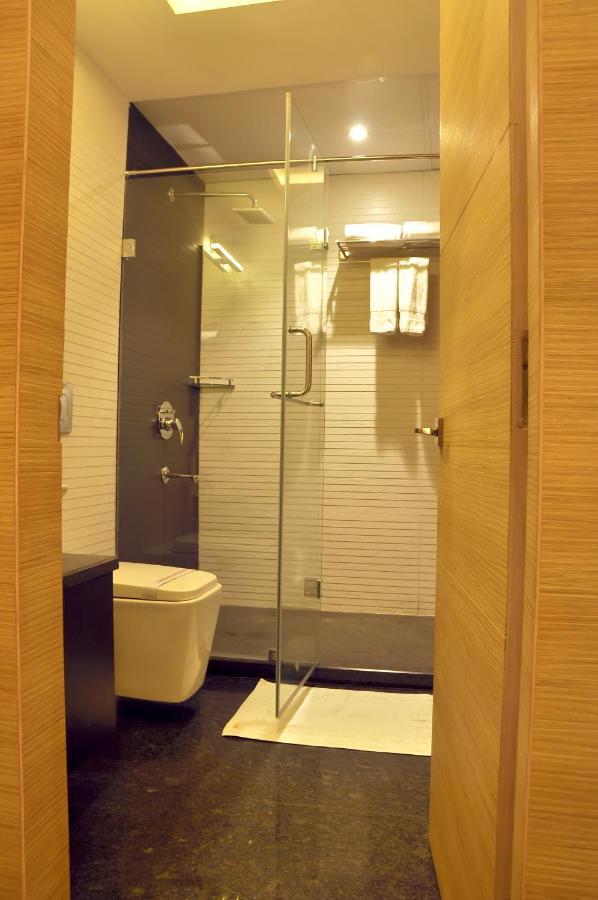 Kc Manor Hotel จัมเชดปูร์ ภายนอก รูปภาพ