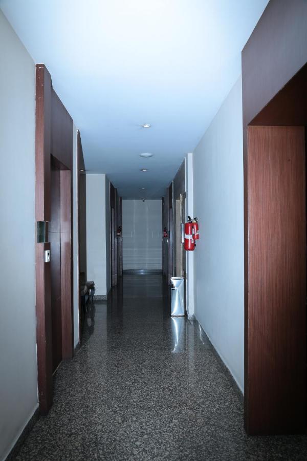 Kc Manor Hotel จัมเชดปูร์ ภายนอก รูปภาพ